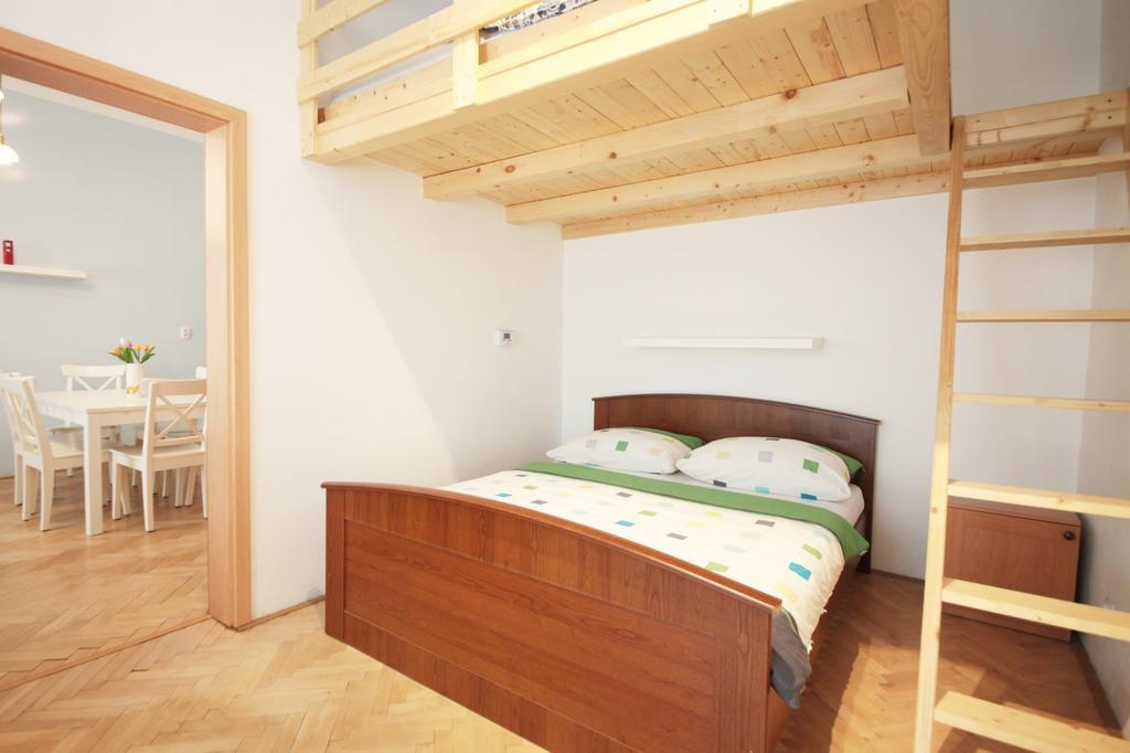 Condo Vinohrady II Прага Экстерьер фото