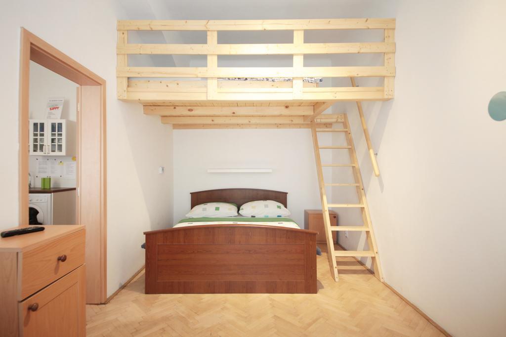Condo Vinohrady II Прага Экстерьер фото