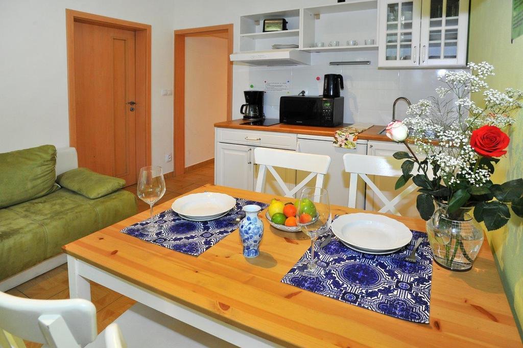 Condo Vinohrady II Прага Экстерьер фото
